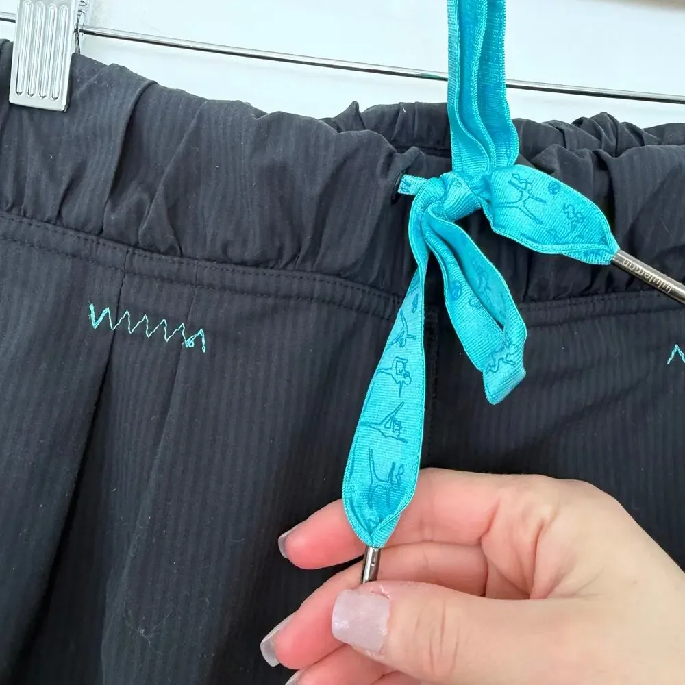Lululemon Run Track N Field Pants Black Blue Sz 10